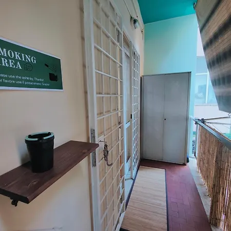 Giulietta In - - Metro B *