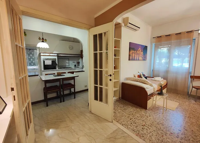 Giulietta In - - Metro B Apartamento *