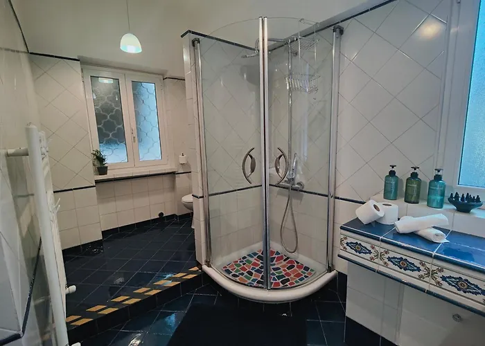 Giulietta In - - Metro B * Roma